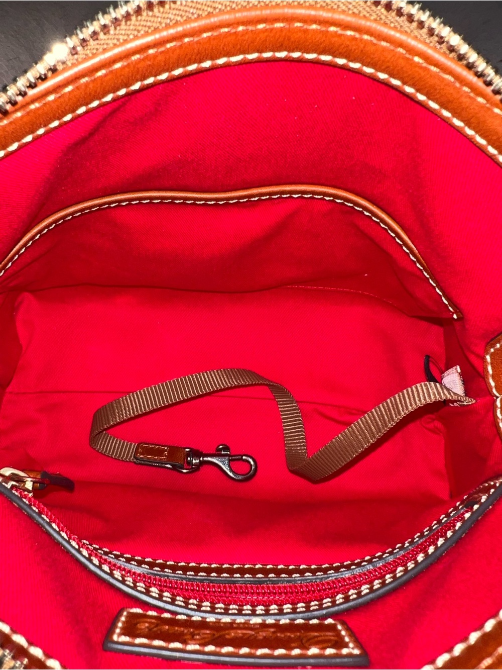 NWTs, Dooney & Bourke Creamy Pebbled Leather Cameron Crossbody & Matching Wallet - Picture 12 of 13